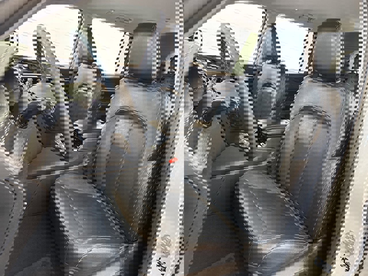 Used 2023 Jeep Grand Cherokee L Limited w/ Black Appearance Package image 16