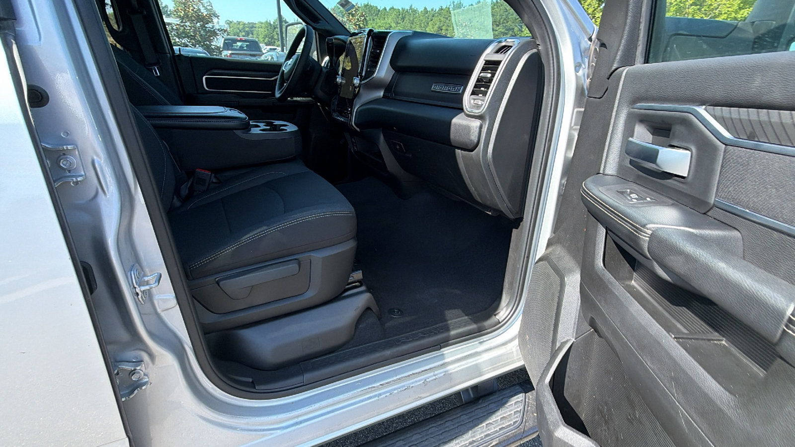 Used 2026 RAM 2500 Big Horn AWD/4WD image 19