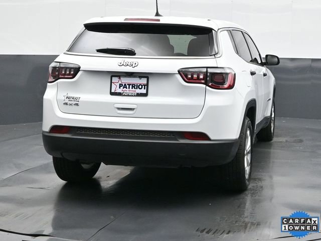 Used 2025 Jeep Compass Sport image 4