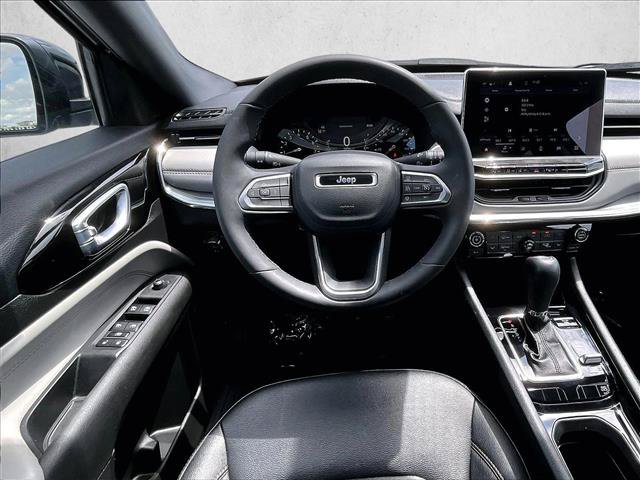 Used 2024 Jeep Compass Limited AWD/4WD image 7