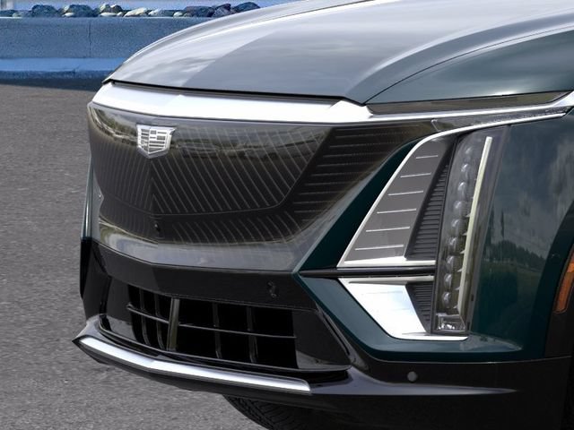 New 2026 Cadillac Lyriq Luxury w/ LPO, Floor Liner Package AWD/4WD image 13