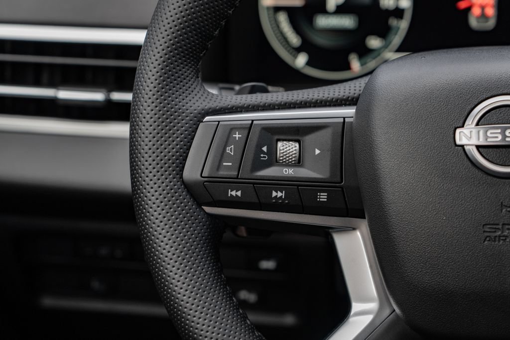 New 2026 Nissan Rogue Platinum AWD/4WD image 14