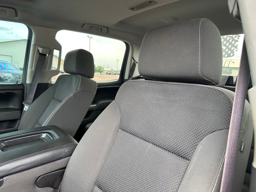 Used 2016 Chevrolet Silverado 2500 LT AWD/4WD image 3