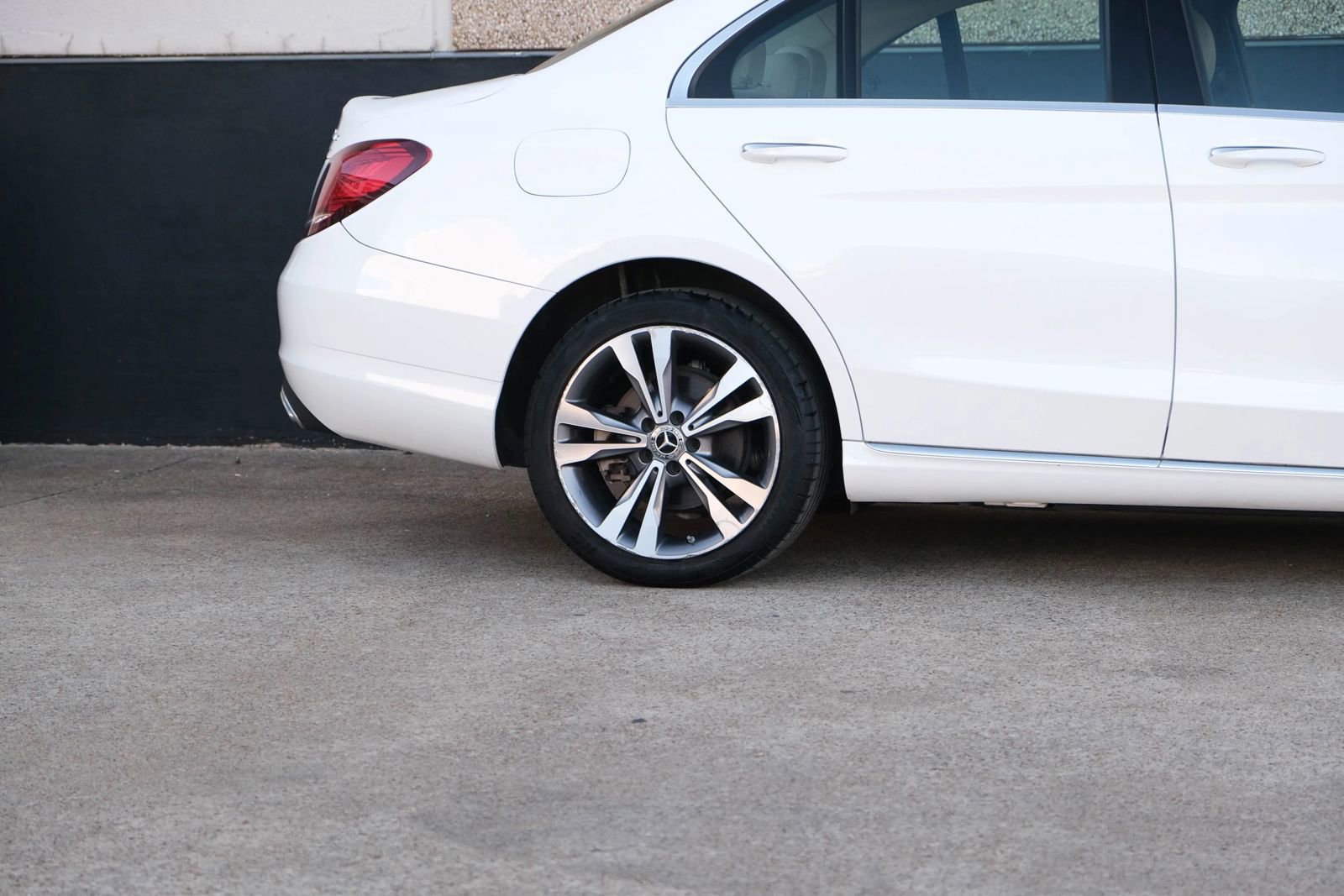 Used 2021 Mercedes-Benz C 300 4MATIC Sedan w/ Premium Package image 12