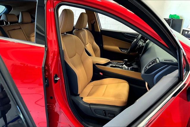Certified 2025 Lexus NX 350 AWD w/ Accessory Package (2T) image 29