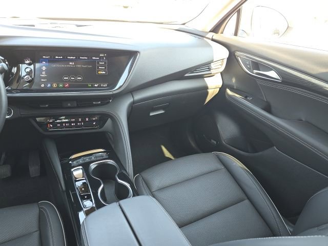 Used 2023 Buick Envision Essence w/ Technology Package I image 28