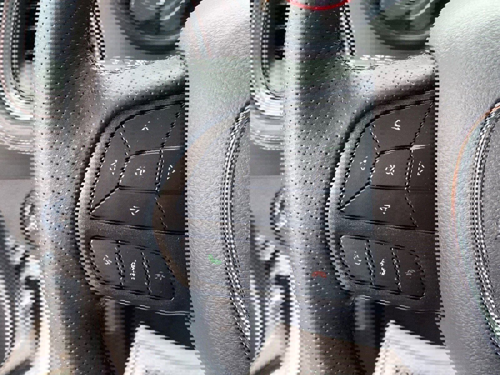 Used 2023 Dodge Challenger SXT w/ Plus Package image 18