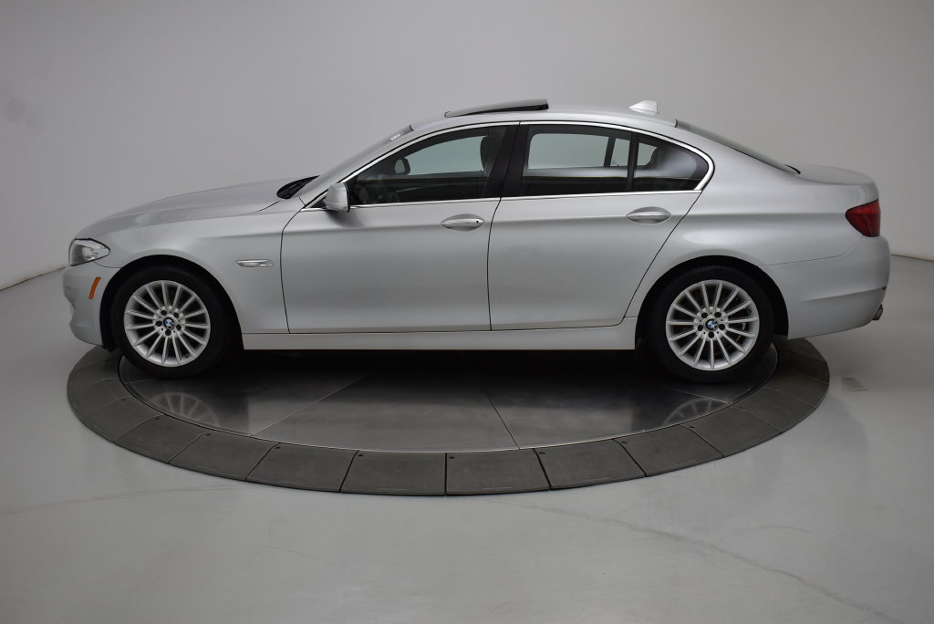 Used 2013 BMW 528i xDrive Sedan AWD/4WD image 16