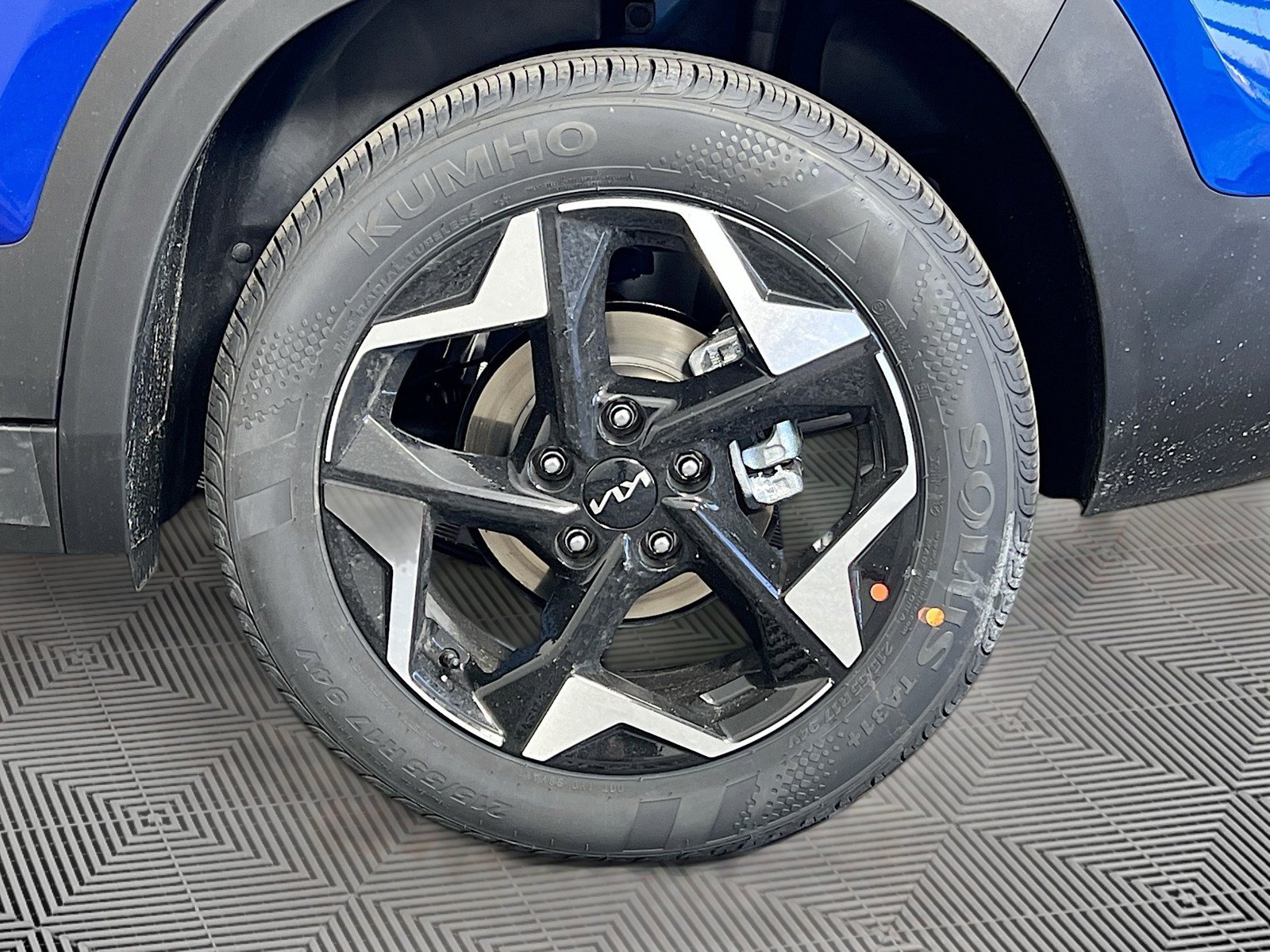New 2026 Kia Seltos S FWD image 35
