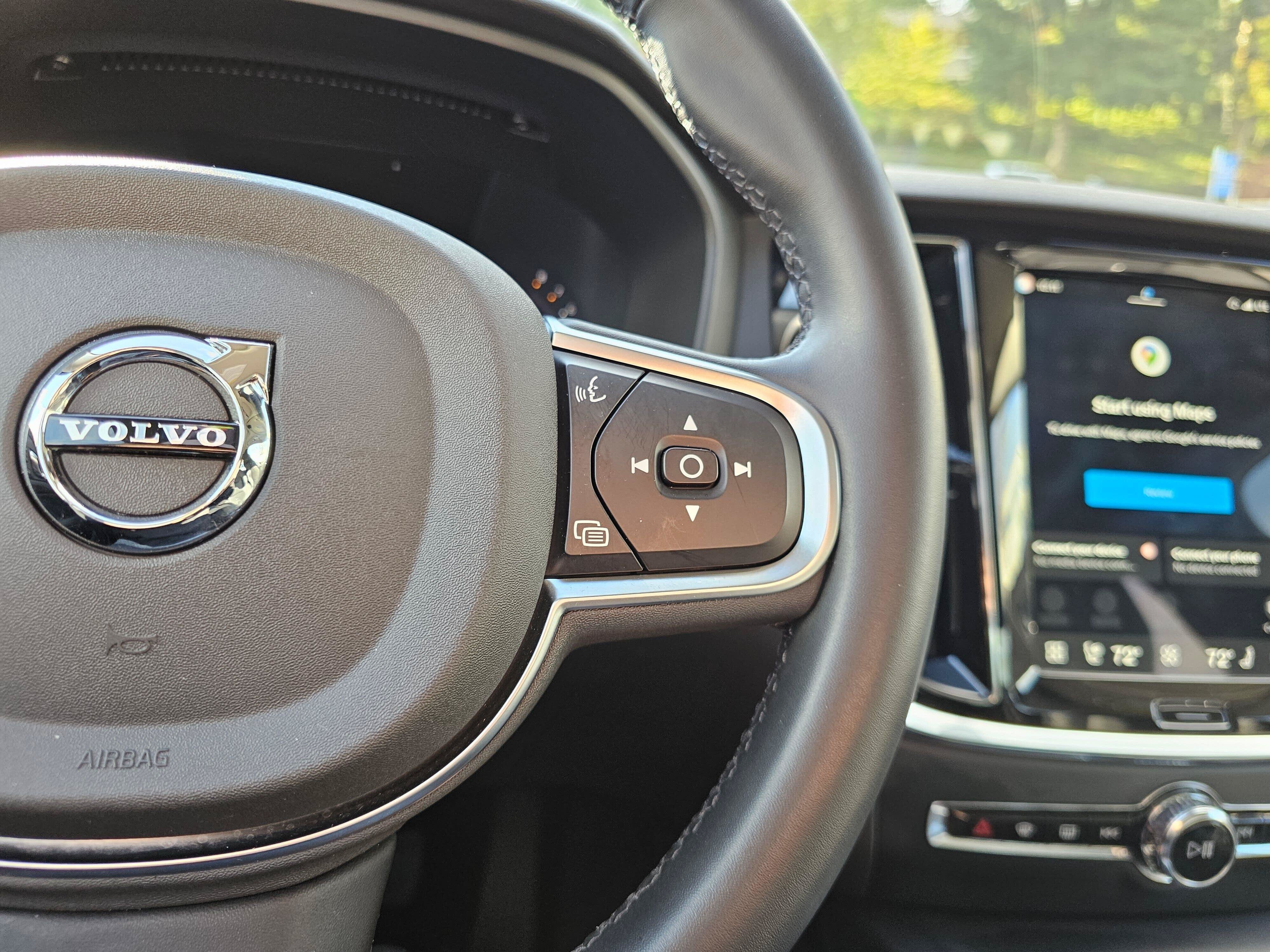 Used 2025 Volvo S60 B5 Core AWD/4WD image 35
