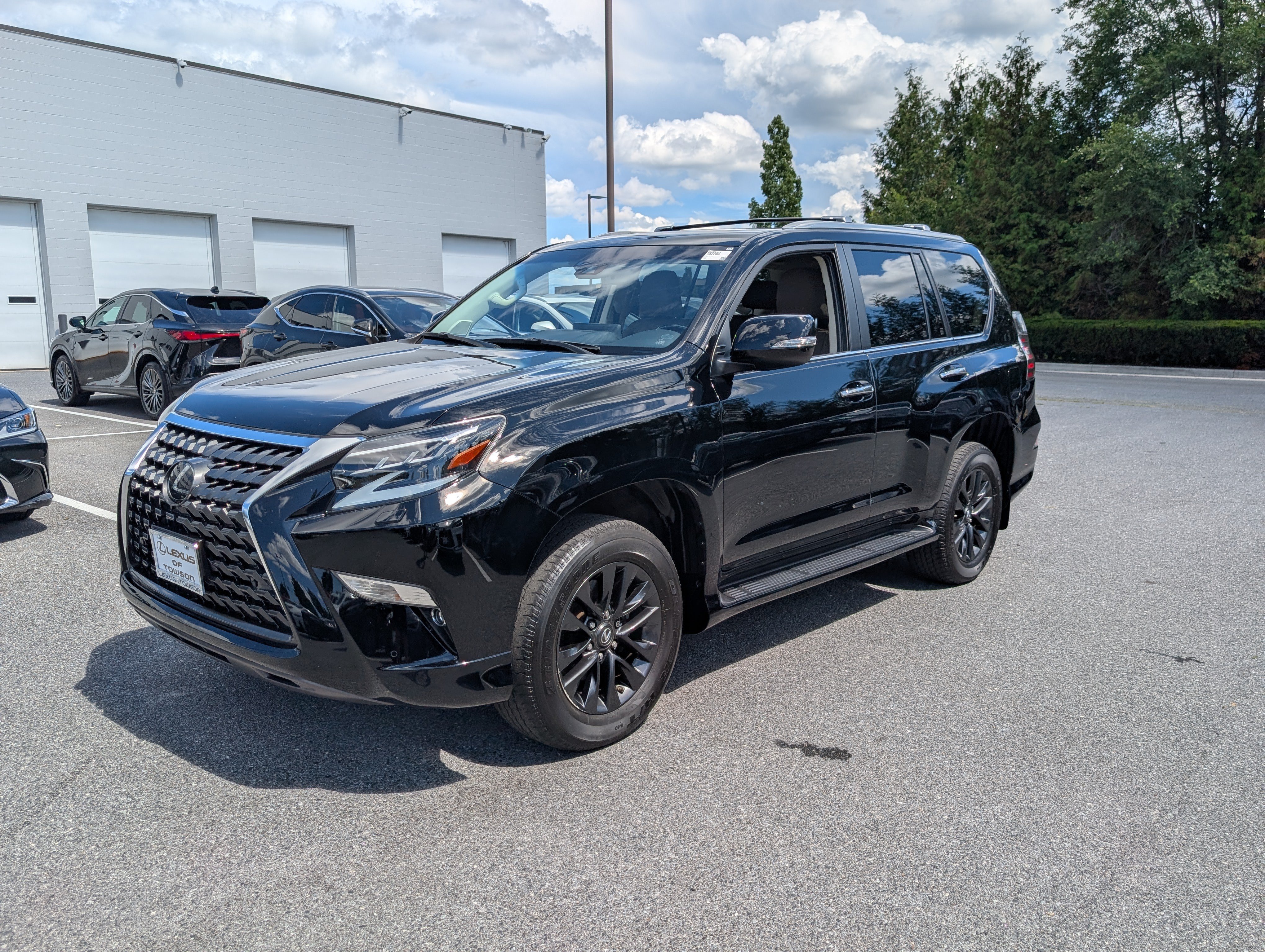 Used 2023 Lexus GX 460 Premium w/ Premium Package AWD/4WD image 7