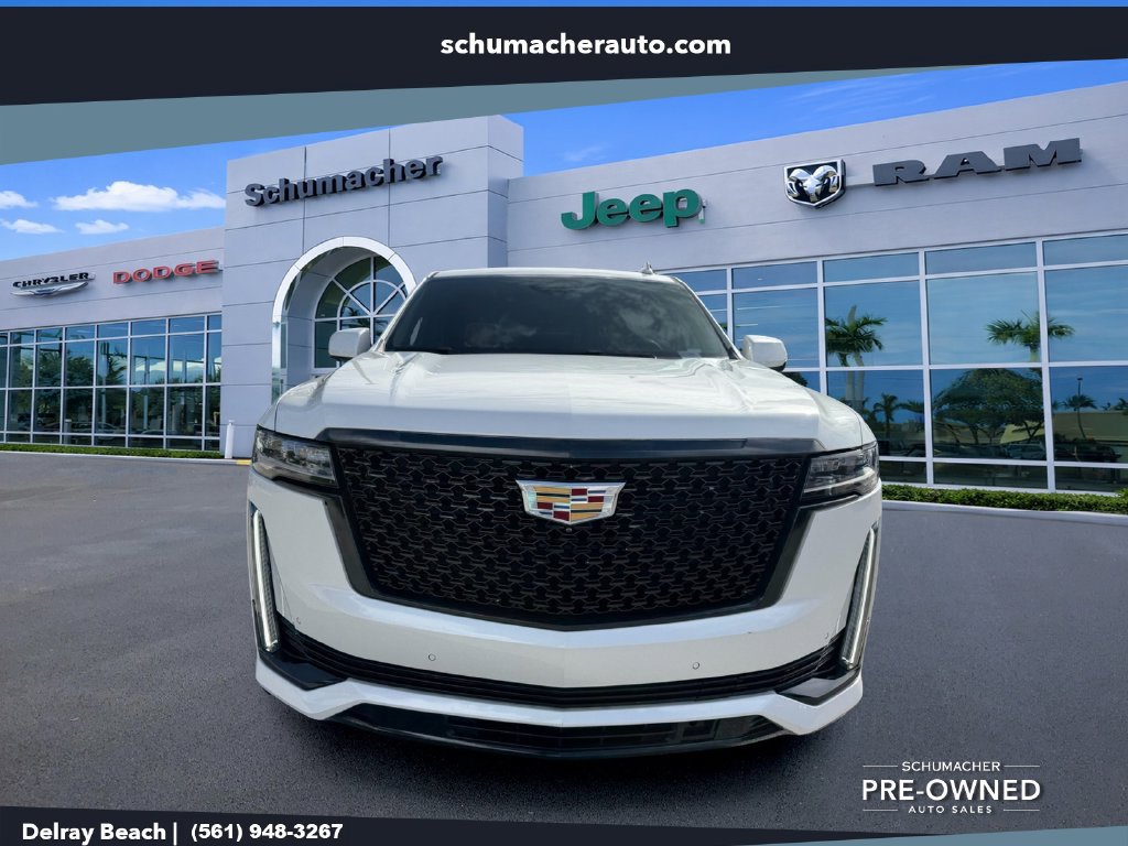 Used 2021 Cadillac Escalade Premium Luxury RWD image 2