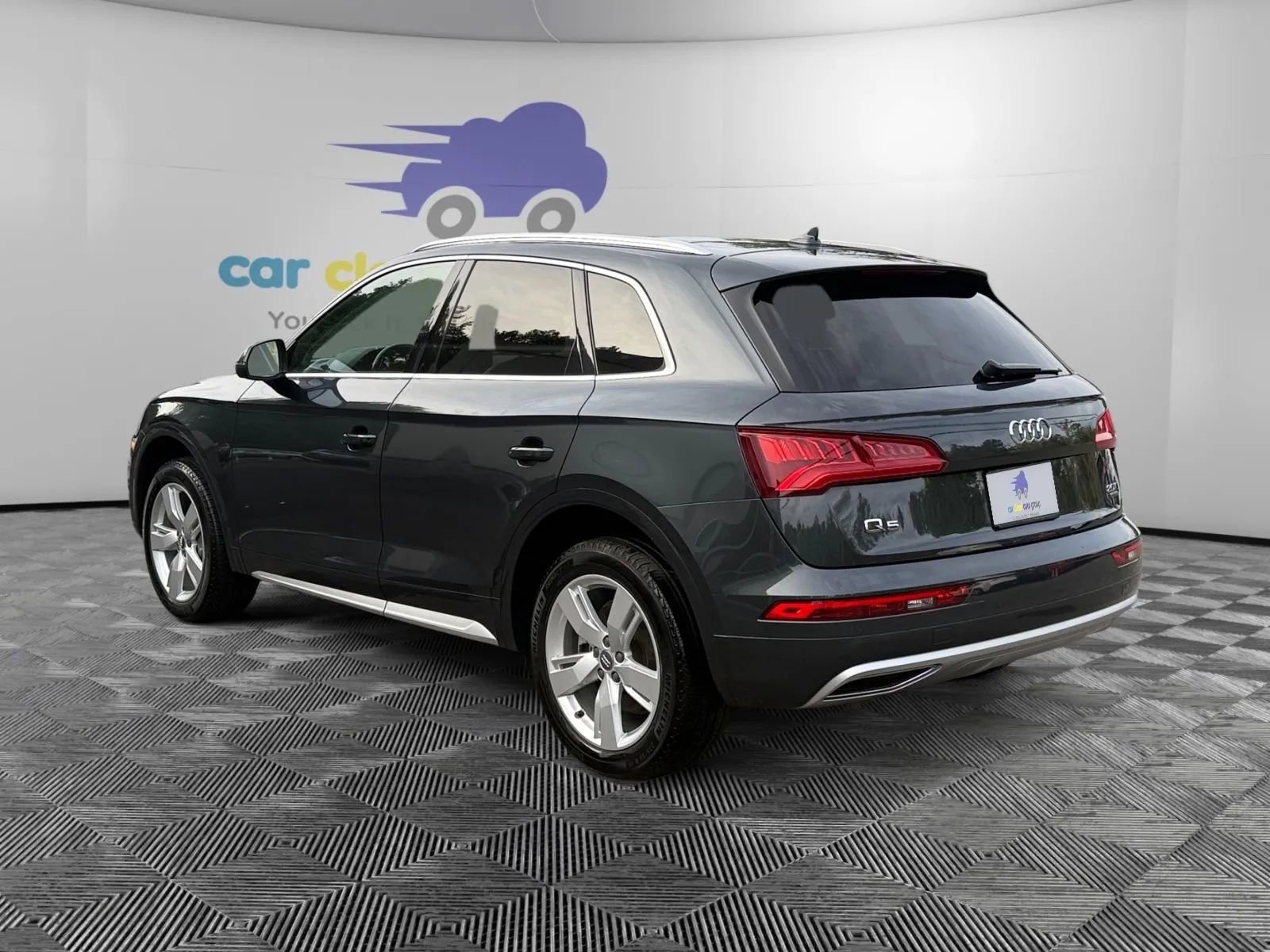Used 2018 Audi Q5 2.0T Premium Plus image 3