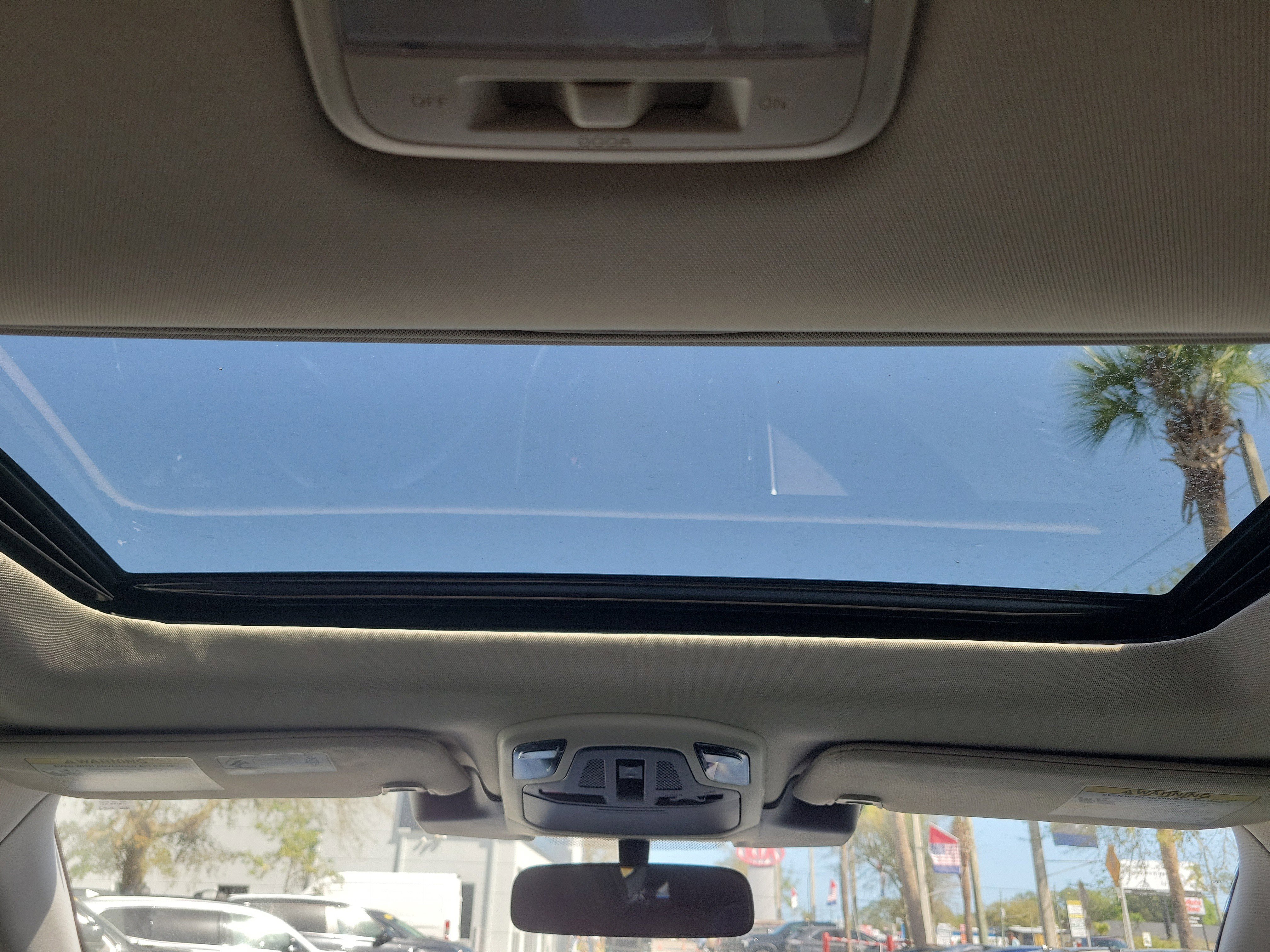 Used 2024 Subaru Outback Premium image 20