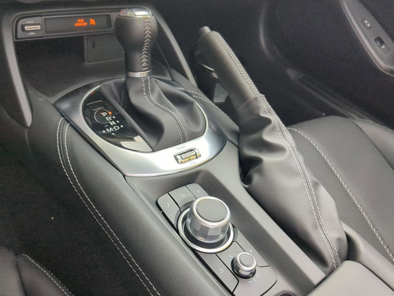 Used 2024 MAZDA MX-5 Miata RF Grand Touring image 12