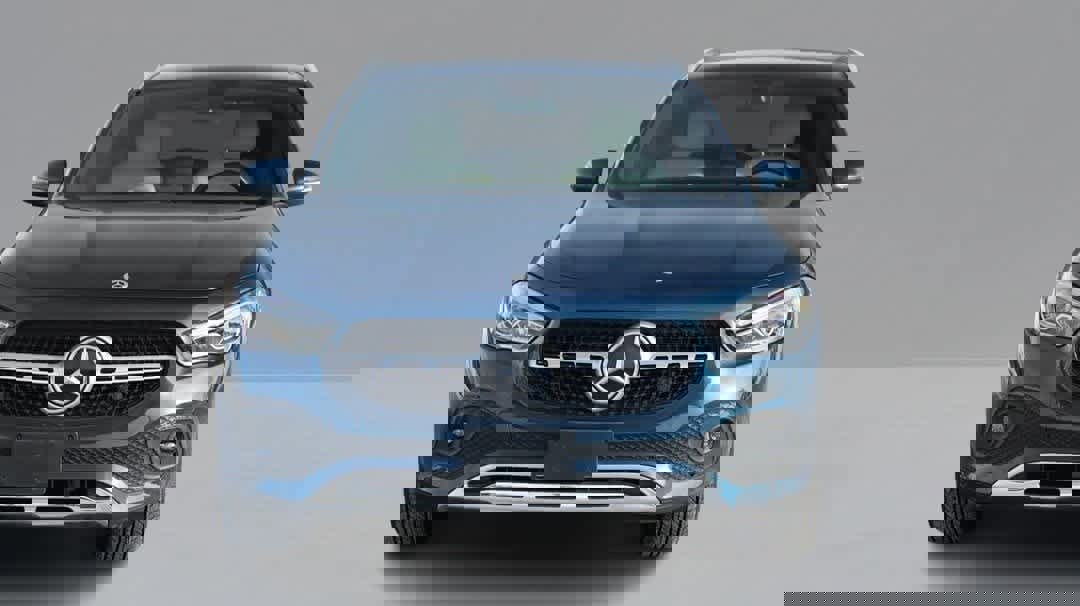 Used 2022 Mercedes-Benz GLA 250 4MATIC image 2