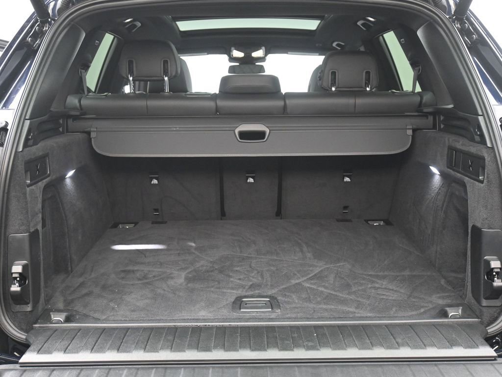 Used 2024 BMW X5 xDrive40i w/ M Sport Package image 14