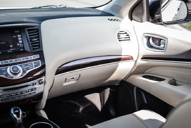 Used 2017 INFINITI QX60 Luxe w/ Deluxe Technology Package AWD/4WD image 25