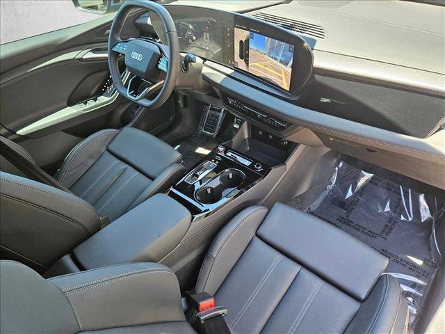 Certified 2025 Audi SQ6 e-tron Premium Plus w/ Premium Plus AWD/4WD image 26