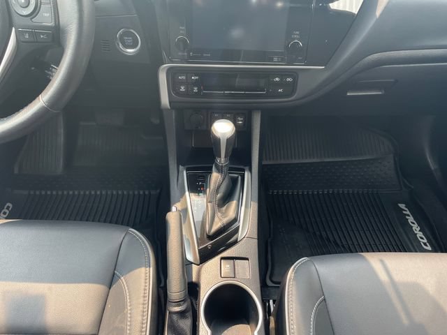 Used 2018 Toyota Corolla XLE FWD image 11
