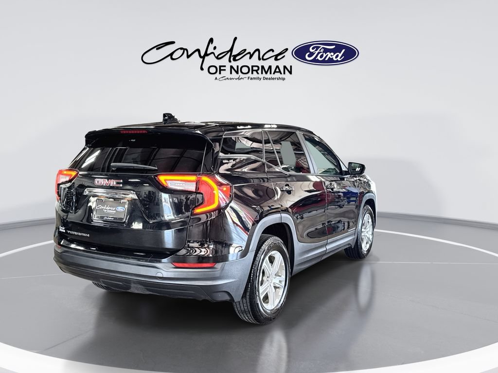 Used 2023 GMC Terrain SLE FWD image 8