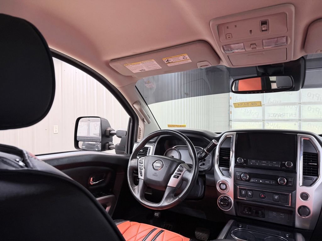 Used 2020 Nissan Titan SV w/ SV Convenience Package AWD/4WD image 27