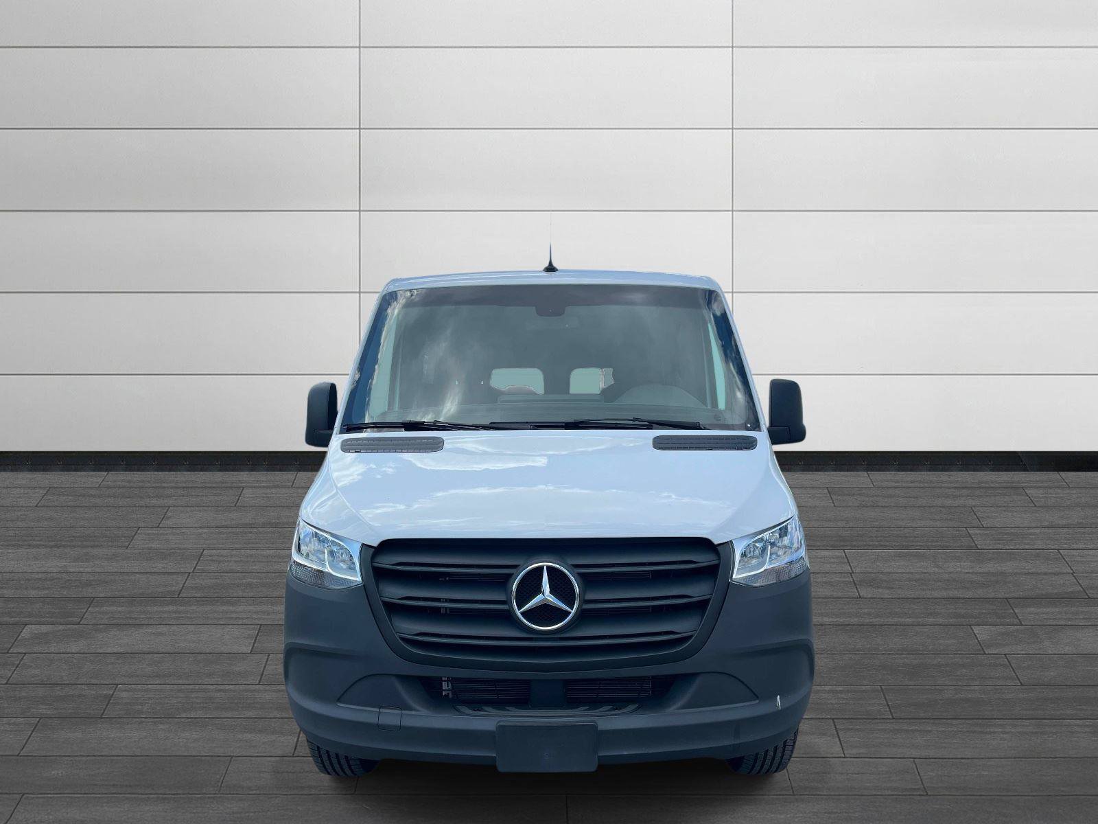 Used 2024 Mercedes-Benz Sprinter 2500 image 7