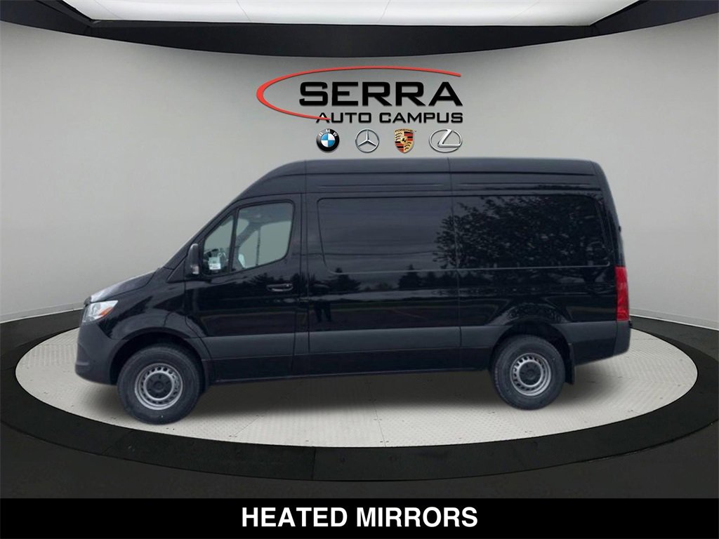 Used 2025 Mercedes-Benz Sprinter 2500 image 12