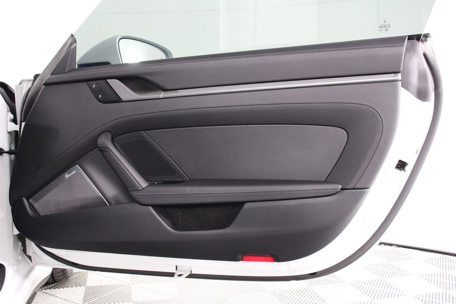 Certified 2024 Porsche 911 Targa 4S image 23