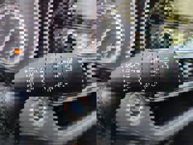 Used 2022 Toyota Highlander XLE image 26