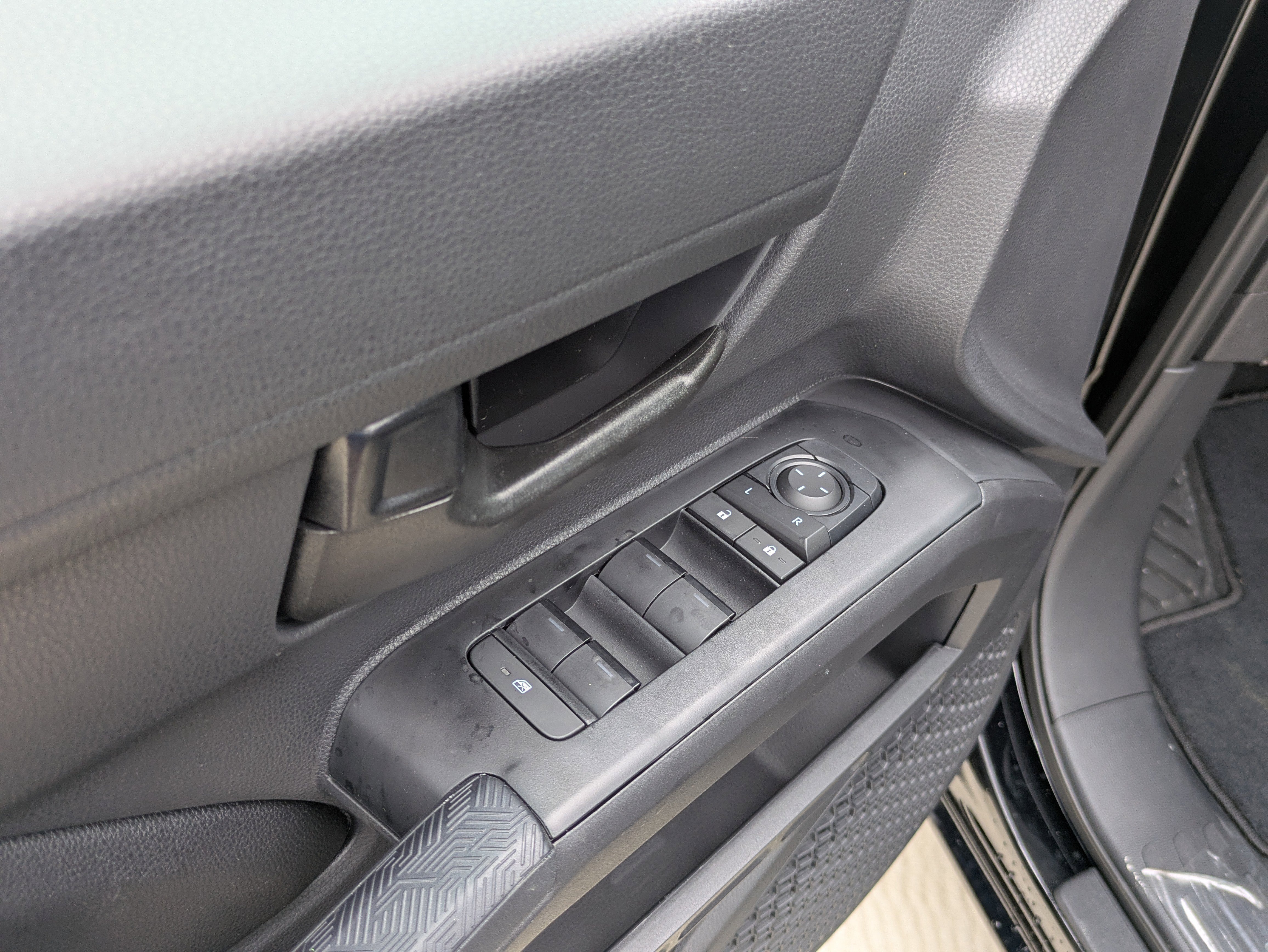 New 2026 Toyota Tacoma SR5 AWD/4WD image 12