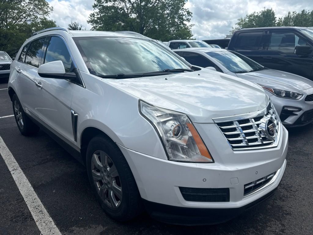 Used 2015 Cadillac SRX Luxury w/ Driver Awareness Package AWD/4WD image 4