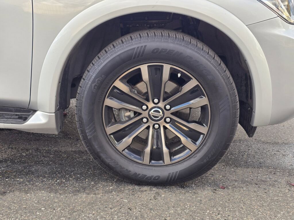 Used 2019 Nissan Armada Platinum w/ Captain's Chairs Package image 9