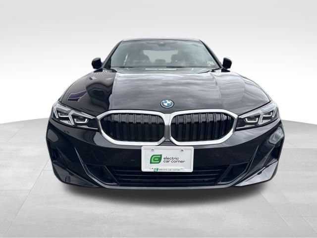 Used 2023 BMW 330e xDrive w/ Premium Package image 2