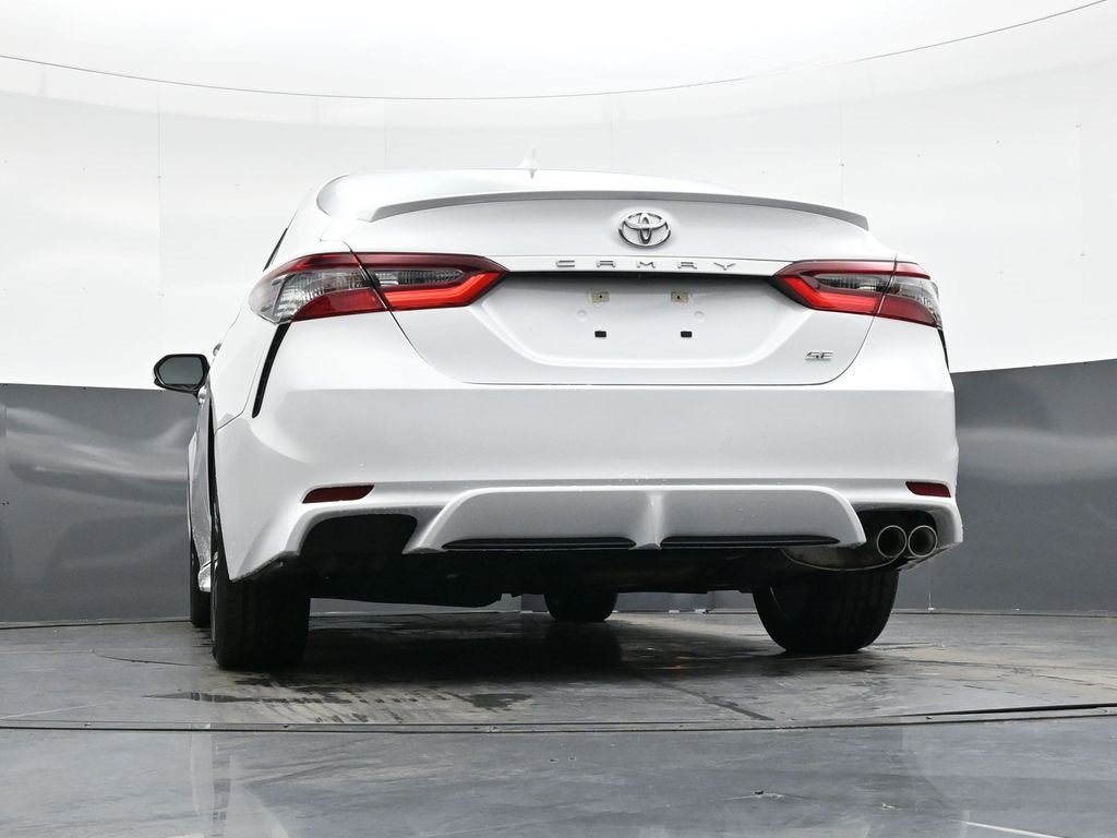 Used 2024 Toyota Camry SE image 34