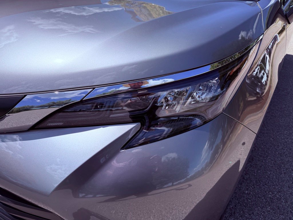 Used 2026 Toyota Sienna XLE FWD image 17