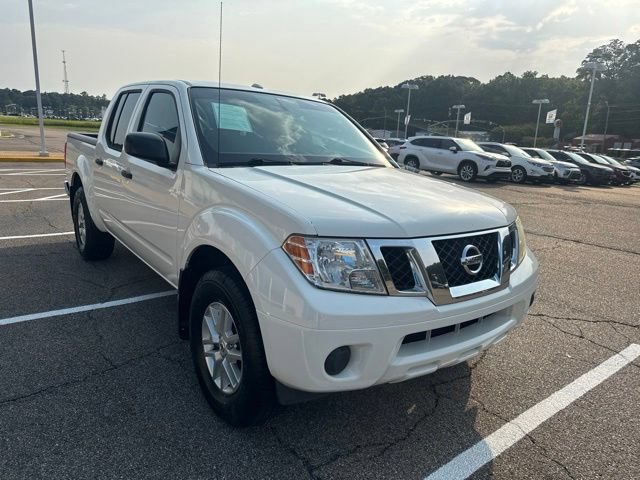 Used 2018 Nissan Frontier SV RWD image 2