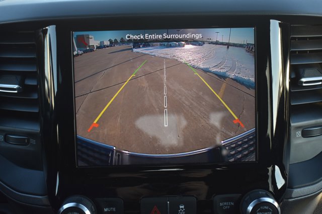 Used 2024 RAM 3500 Tradesman w/ Chrome Appearance Group image 24