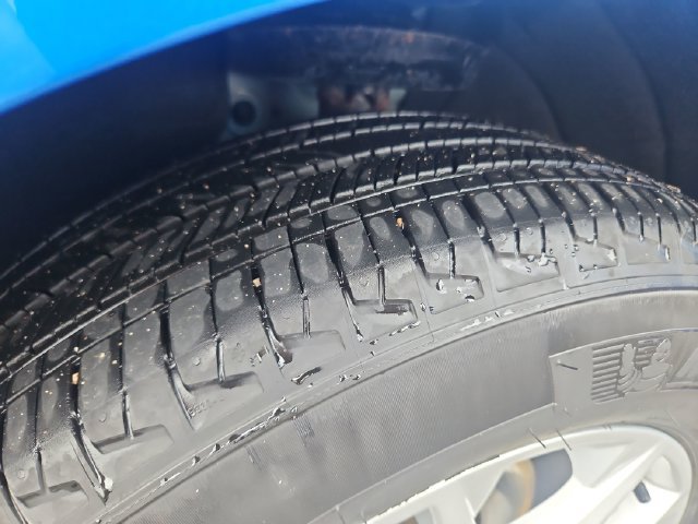 Used 2024 Chevrolet Equinox LT FWD image 27