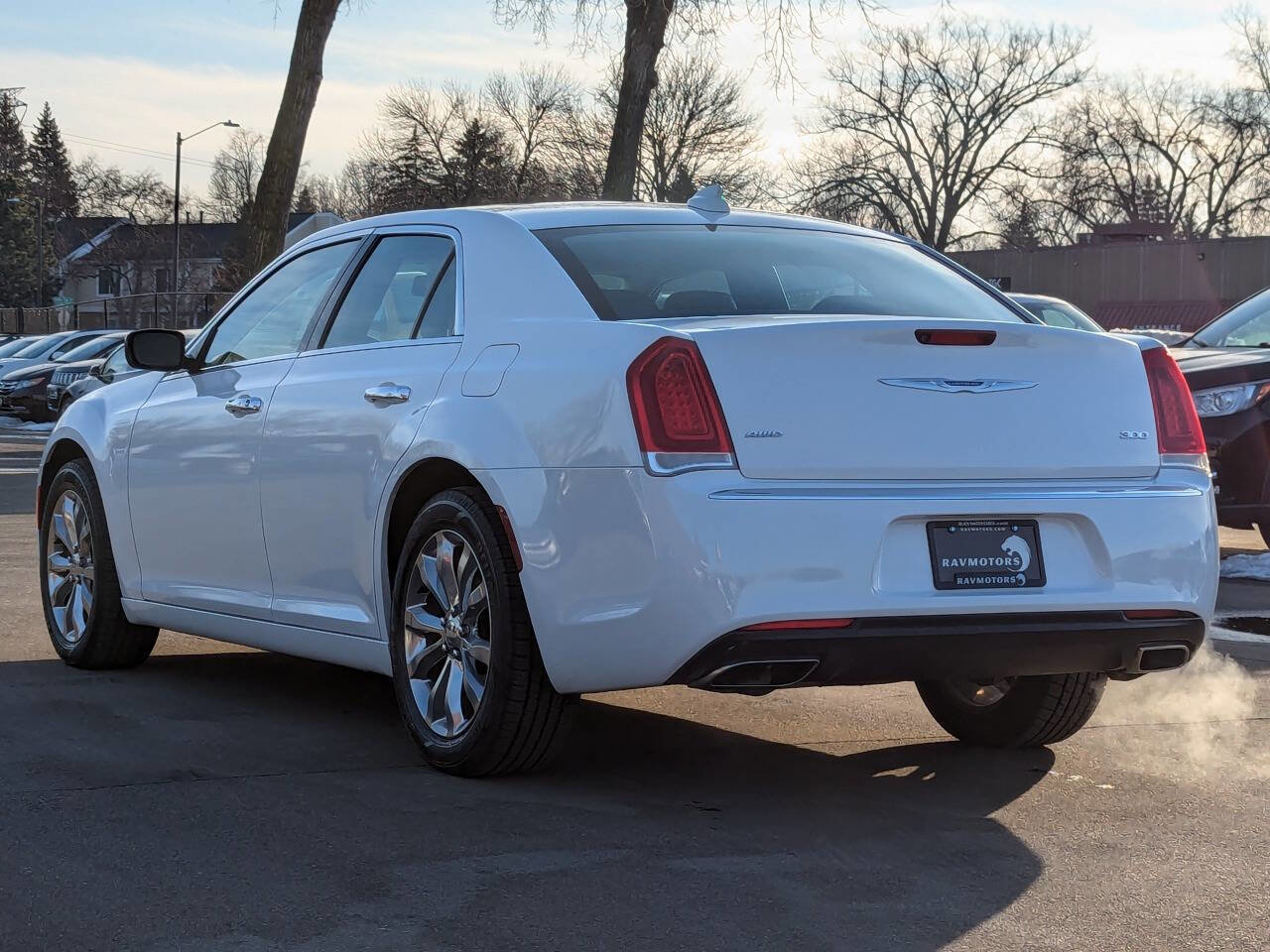Used 2020 Chrysler 300 Limited image 9