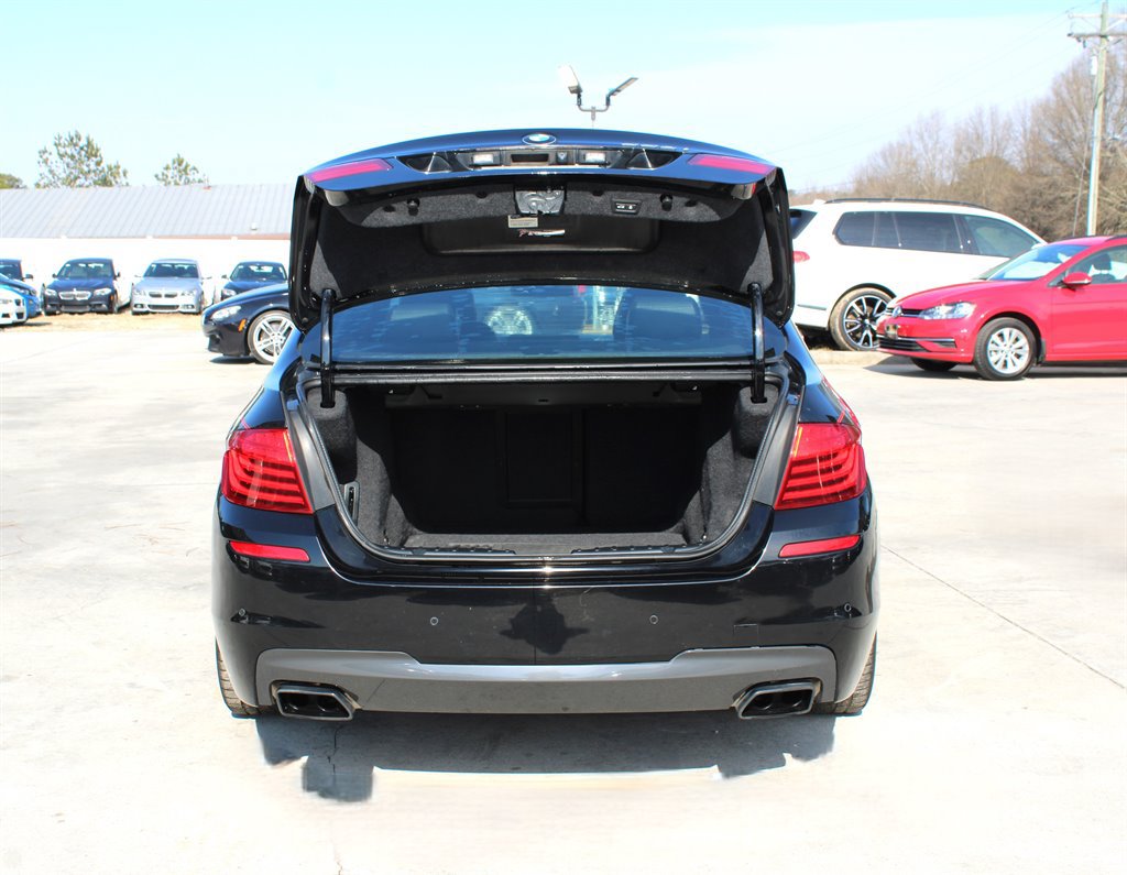 Used 2016 BMW 550i Sedan RWD image 31