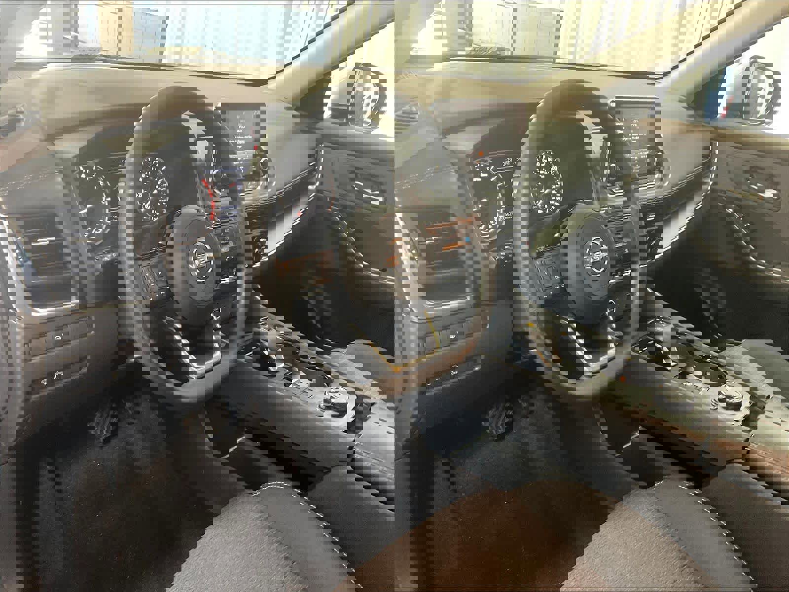 Certified 2023 Nissan Rogue SV image 8