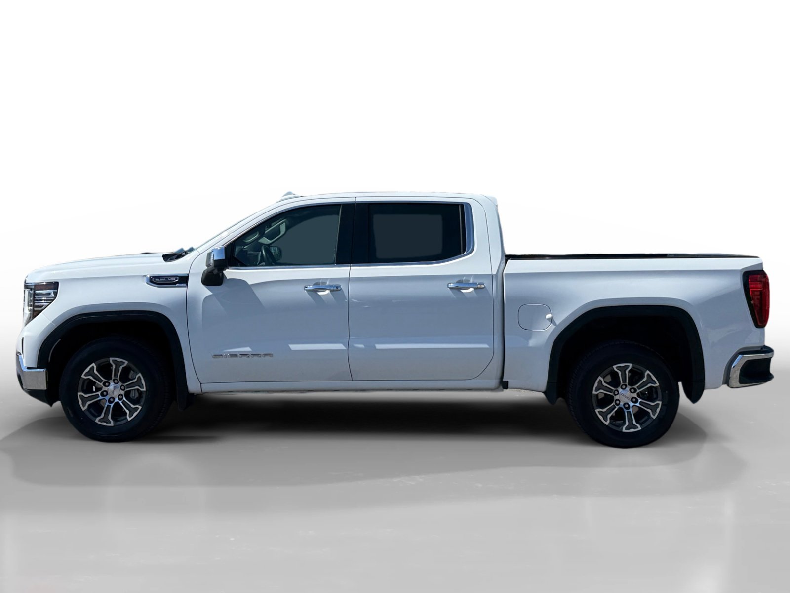 Used 2025 GMC Sierra 1500 SLT RWD image 2
