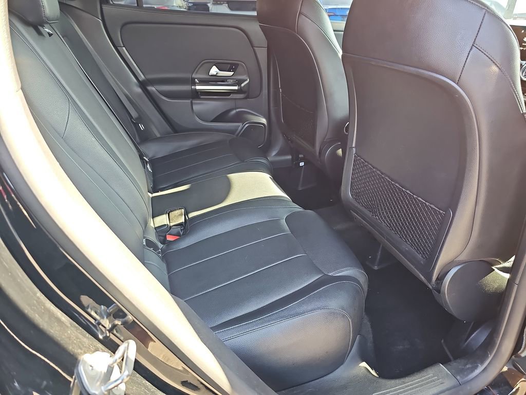 Used 2022 Mercedes-Benz GLA 250 image 14