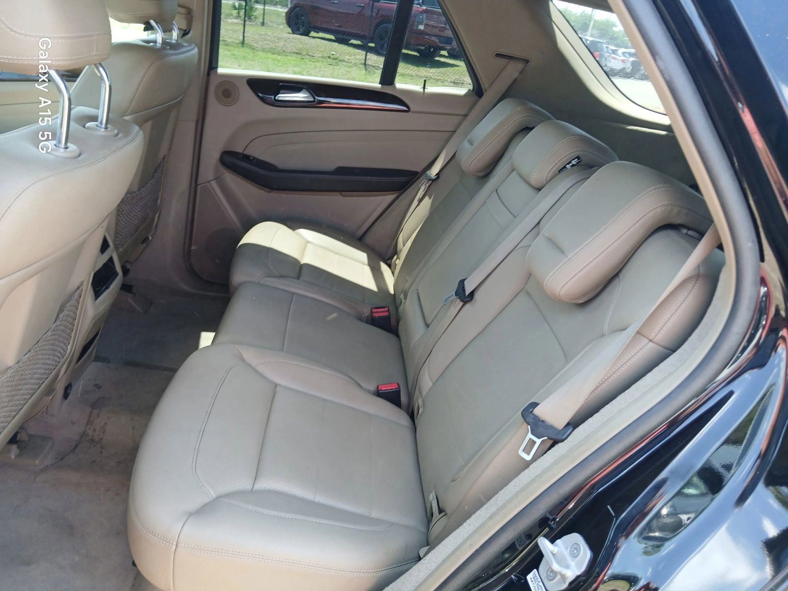 Used 2015 Mercedes-Benz ML 250 BlueTEC 4MATIC w/ Premium 1 Package image 13