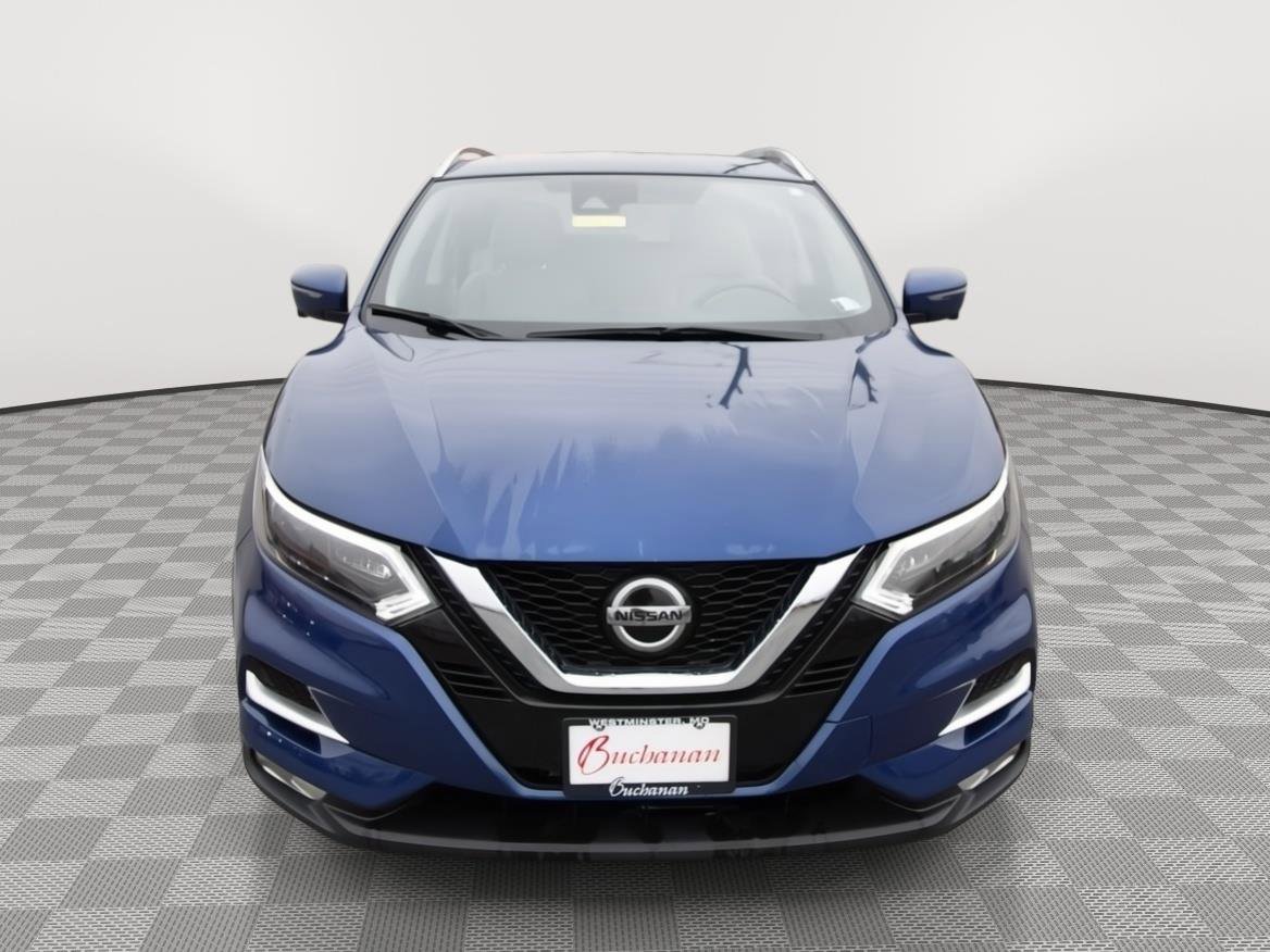 Used 2021 Nissan Rogue Sport SL w/ Premium Package image 2
