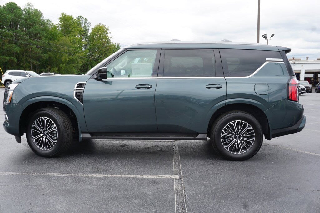 New 2026 Nissan Armada Platinum image 2