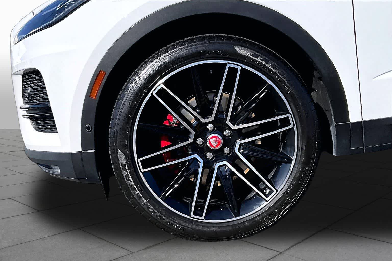 Used 2022 Jaguar E-PACE SE AWD/4WD image 11