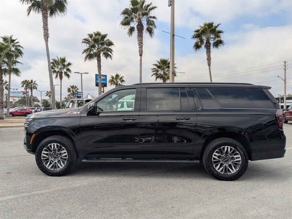 Used 2025 Chevrolet Suburban Z71 image 6