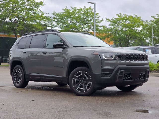 New 2026 Jeep Cherokee Laredo AWD/4WD image 2